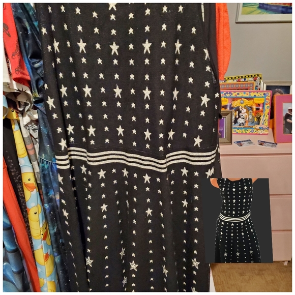 torrid Dresses & Skirts - Torrid Star Sweater Dress